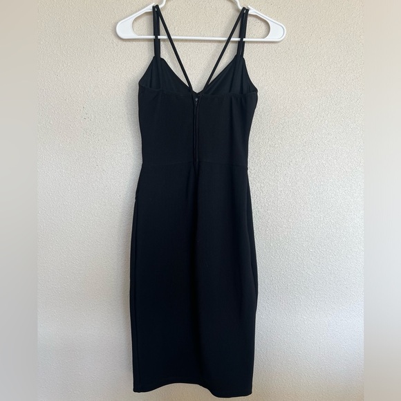 Charlotte Russe black fitted dress - Picture 2 of 3